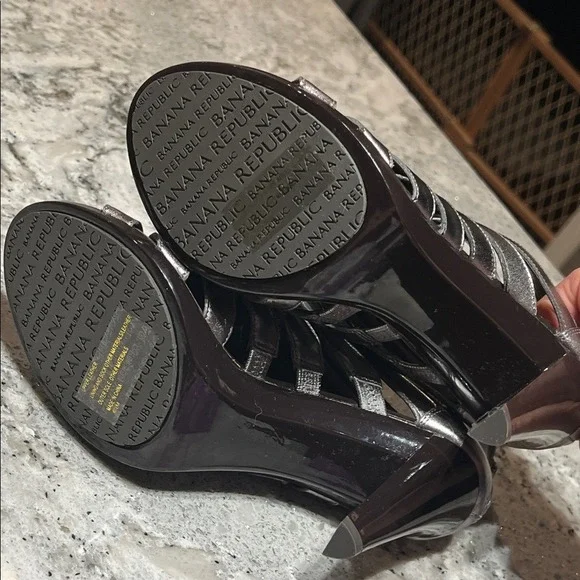Banana Republic Metallic Silver Heels Size 6.5 - Picture 6 of 10